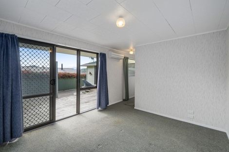 Photo of property in 63 York Street, Picton, 7220