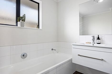 Photo of property in 51 Sutherland Drive, Kaiapoi, 7630