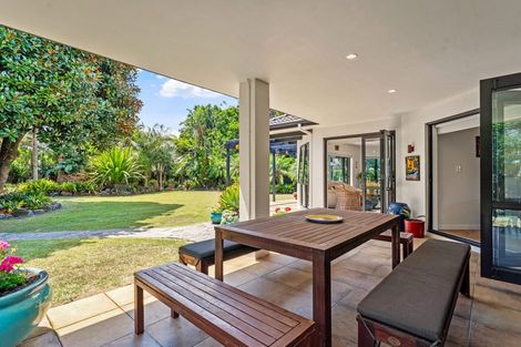 Photo of property in 22 Glamis Avenue, Manly, Whangaparaoa, 0930