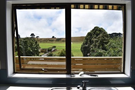 Photo of property in 79 Lupin Road, Otaki, 5512