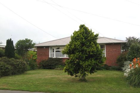 Photo of property in 19 Wyn Street, Hoon Hay, Christchurch, 8025