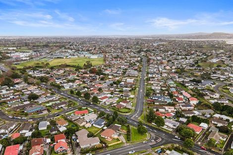Photo of property in 2/60 Cherry Road, Bucklands Beach, Auckland, 2014