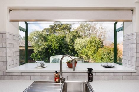 Photo of property in 8 Fraser Court, Roslyn, Palmerston North, 4414