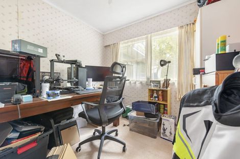 Photo of property in 3 Harford Place, Pakuranga Heights, Auckland, 2010