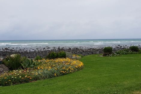 Photo of property in 372 Stent Road, Warea, New Plymouth, 4381