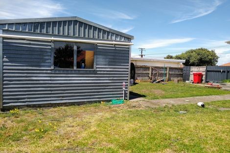 Photo of property in 18 Swiss Avenue, Gonville, Whanganui, 4501