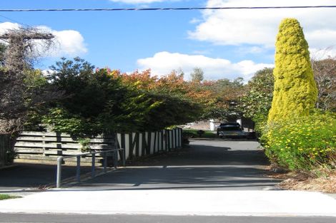 Photo of property in 9b Dowling Grove, Silverstream, Upper Hutt, 5019