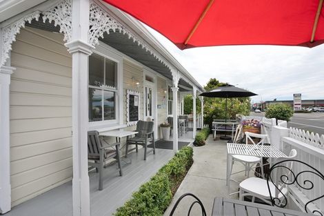 Photo of property in 89 Bridge Street, Bulls, 4818