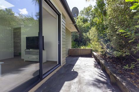 Photo of property in 39b Kakariki Grove, Waikanae, 5036