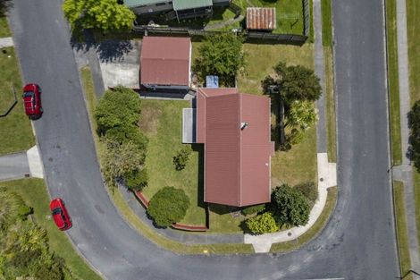 Photo of property in 2 Seagull Place, Whitby, Porirua, 5024