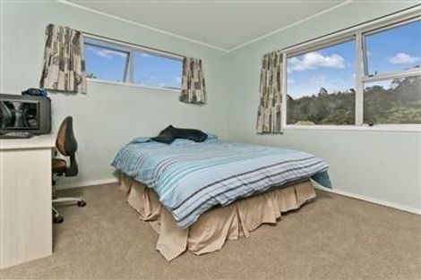 Photo of property in 158 Lynn Road, Bayview, Auckland, 0629