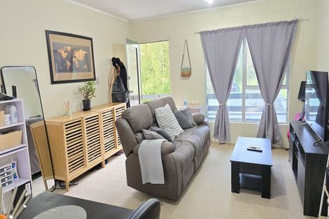 Photo of property in 5/46 School Road, Morningside, Auckland, 1021