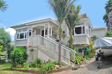 Photo of property in 11 Marshall Road, Kaiwaka, 0573