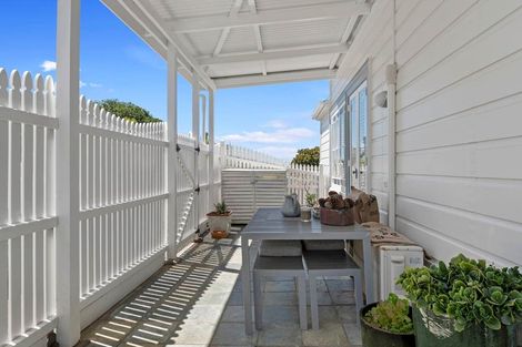 Photo of property in 16/53 Vauxhall Road, Devonport, Auckland, 0624