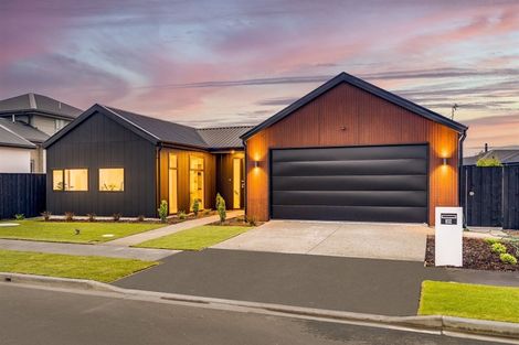 Photo of property in 39 Grayshott Avenue, Casebrook, Christchurch, 8051