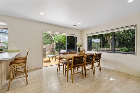 Photo of property in 5 Mizen Court, Torbay, Auckland, 0630