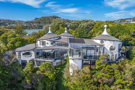 Photo of property in 82 Seaview Road, Paremata, Porirua, 5024