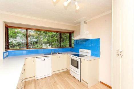 Photo of property in 54 Branch Road, Highlands Park, New Plymouth, 4312