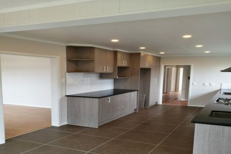 Photo of property in 38 Buller Crescent, Manurewa, Auckland, 2102