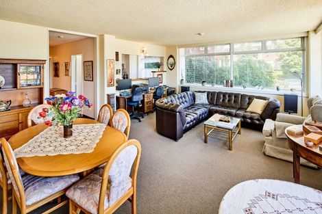 Photo of property in Jerningham Apartments, 20 Oriental Terrace, Oriental Bay, Wellington, 6011