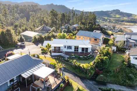Photo of property in 18 Hinemoa Terrace, Tairua, 3508