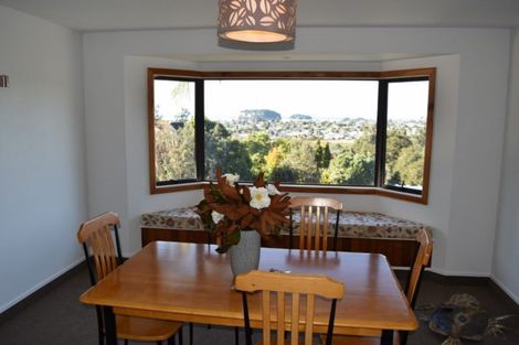 Photo of property in 8 Brenton Place, Whangamata, 3691