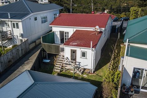 Photo of property in 4a Tarawera Road, Johnsonville, Wellington, 6037