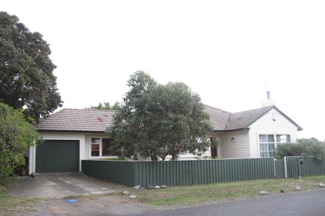 Photo of property in 10 Karaka Grove, Raumati Beach, Paraparaumu, 5032