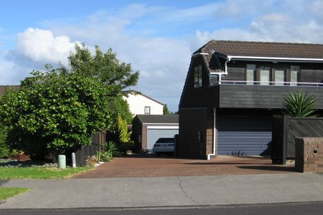 Photo of property in 1/31 Channing Crescent, Botany Downs, Auckland, 2010
