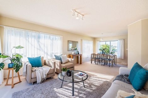 Photo of property in 1/3a Gordon Avenue, Forrest Hill, Auckland, 0620