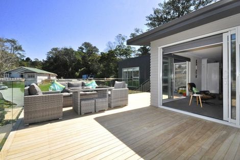 Photo of property in 5a Hobbs Road, Matakatia, Whangaparaoa, 0930