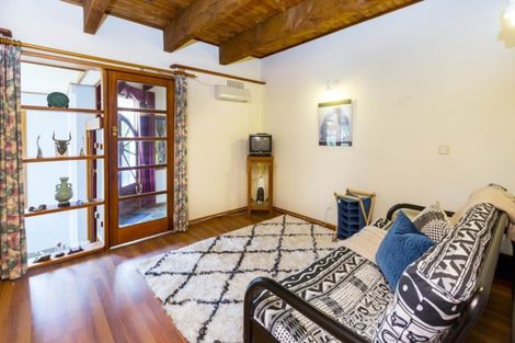 Photo of property in 27 Seymour Grove, Kingsley Heights, Upper Hutt, 5018