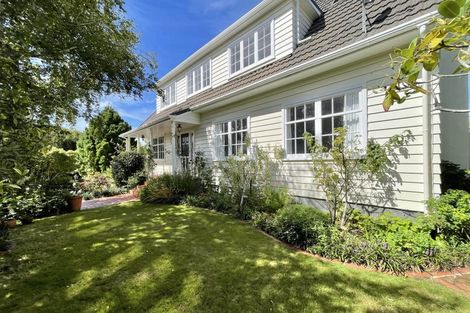 Photo of property in 43 Simla Crescent, Khandallah, Wellington, 6035