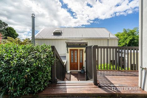 Photo of property in 1/139a Mokoia Road, Birkenhead, Auckland, 0626