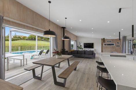 Photo of property in 114 Bombay Road, Bombay, 2675