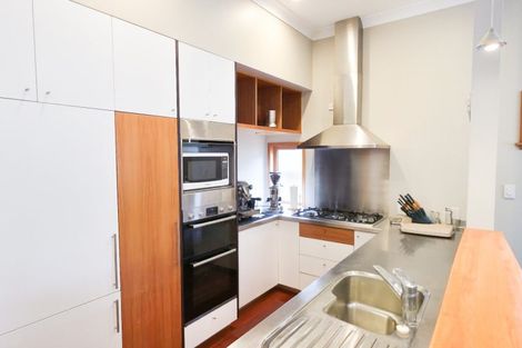 Photo of property in 15 Sherwood Street, Woburn, Lower Hutt, 5010