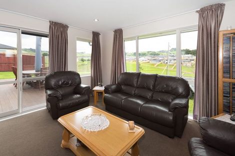 Photo of property in 31 Kilbryde Crescent, Pokeno, 2402