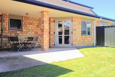 Photo of property in 37/64 Kawaha Point Road, Kawaha Point, Rotorua, 3010