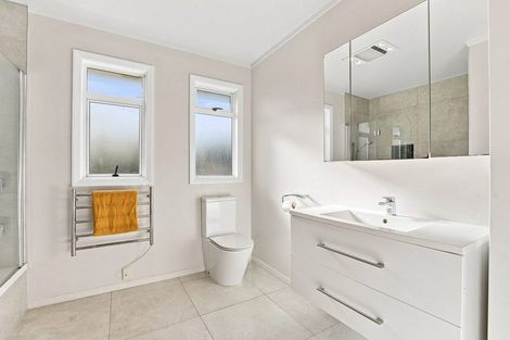 Photo of property in 44 Gonville Avenue, Gonville, Whanganui, 4501