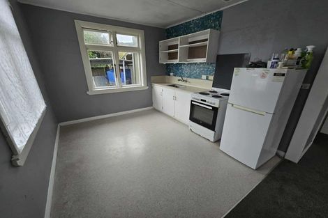 Photo of property in 6 Bethune Street, Featherston, 5710