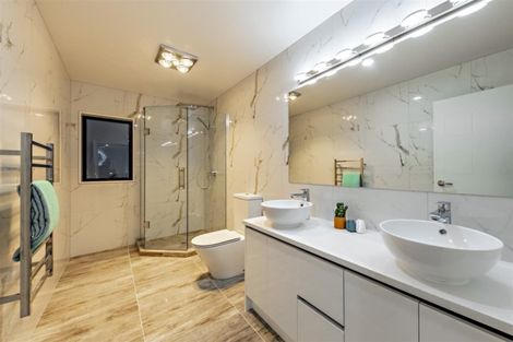 Photo of property in 22 Mcquoids Road, Flat Bush, Auckland, 2019