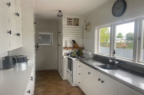 Photo of property in 106 Nottingley Road, Frimley, Hastings, 4120