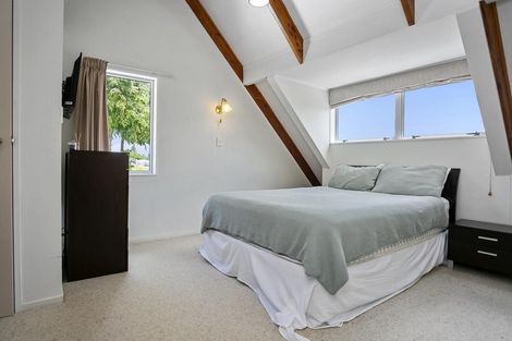 Photo of property in 50b Williams Street, Cambridge, 3434