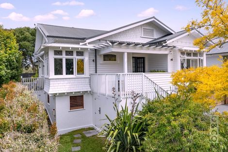 Photo of property in 56 Queen Street, Riverhead, 0820