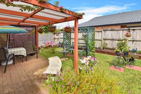 Photo of property in 4 Ashland Place, Weymouth, Auckland, 2103