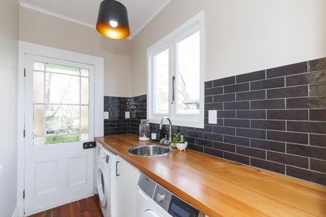 Photo of property in 63 James Line, Kelvin Grove, Palmerston North, 4414