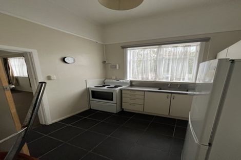 Photo of property in 11 Lawrence Street, Newtown, Wellington, 6021