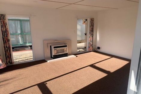 Photo of property in 8a Newnham Terrace, Upper Riccarton, Christchurch, 8041