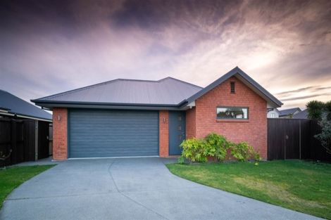 Photo of property in 27 Merrilees Place, Linwood, Christchurch, 8062