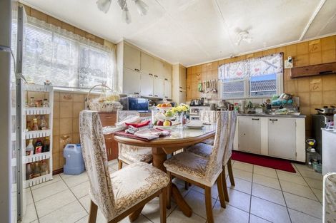 Photo of property in 13 Pershore Place, Mangere, Auckland, 2022
